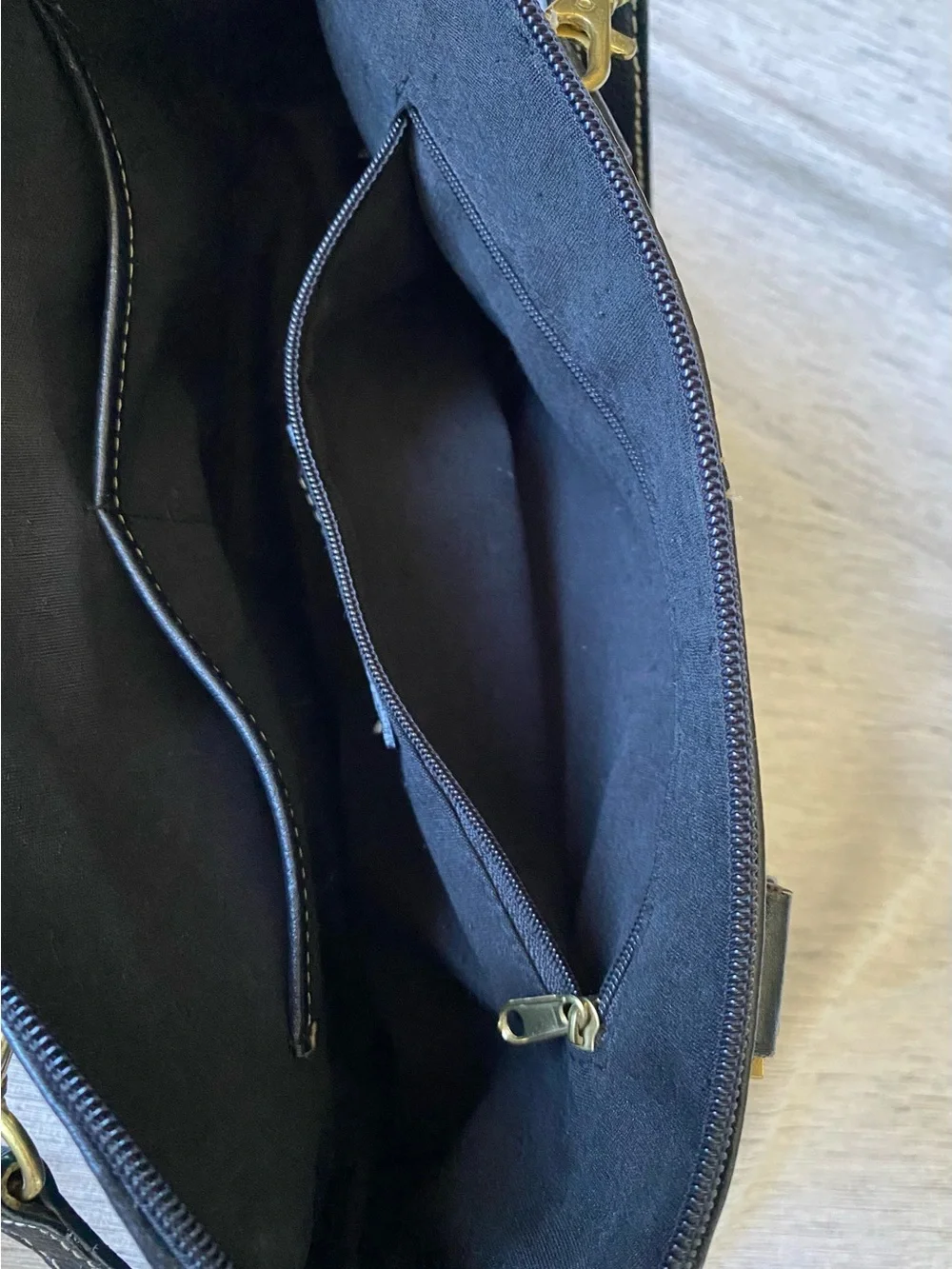 Etienne Aigner Black Pebbled Leather Satchel Crossbody Shoulder Bag Purse